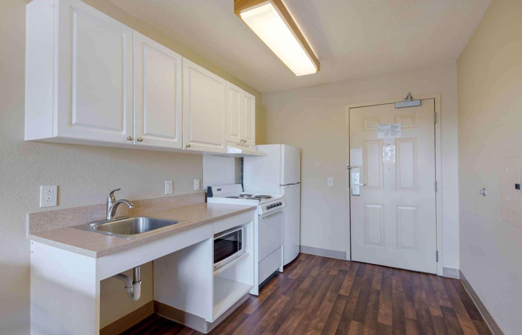 Extended Stay America Suites - Greensboro - Airport Dış mekan fotoğraf